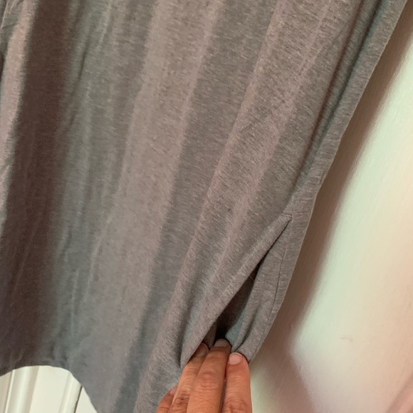 Under Armour ‘Kenyon College’ dress/nightgown - Picture 5 of 5